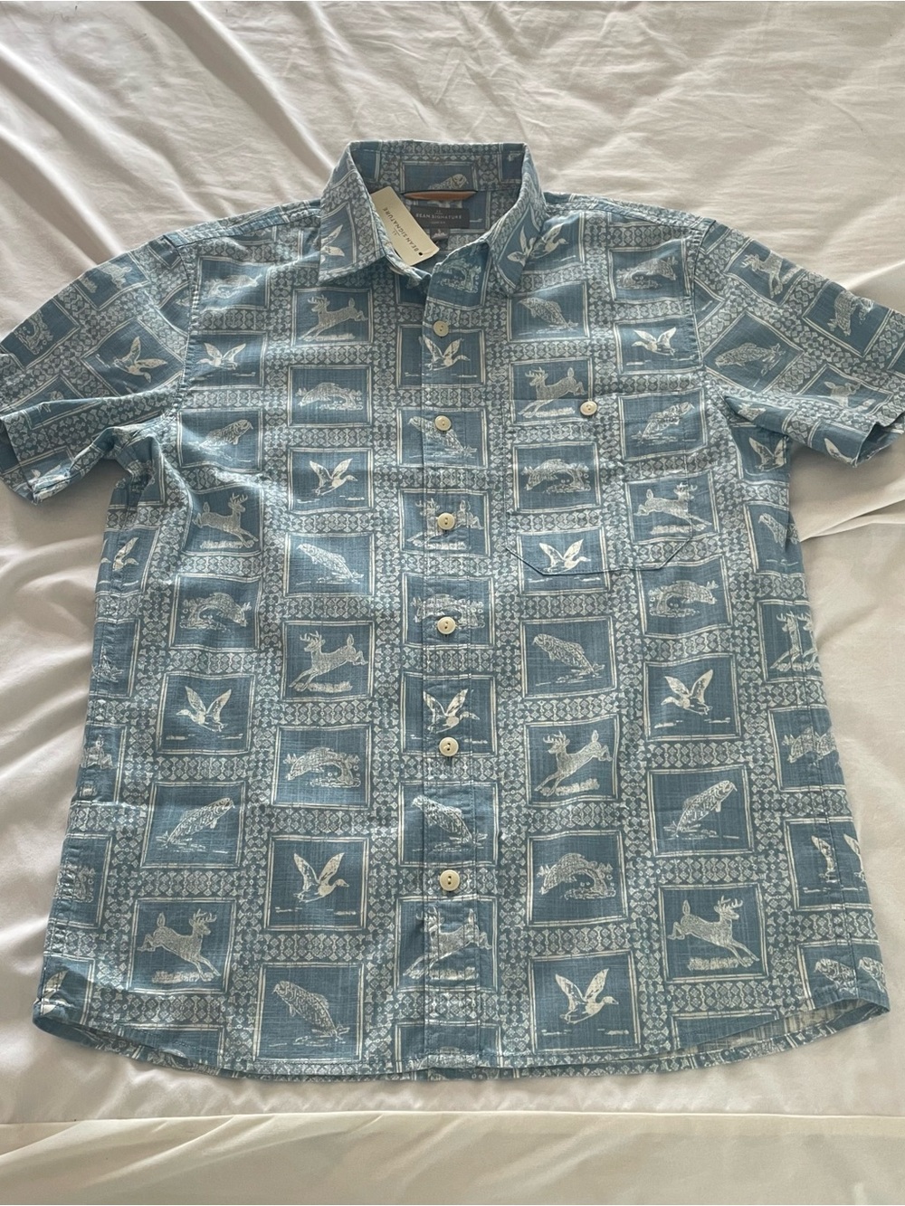 Blue Short-Sleeve Printed Button-Up Shirt